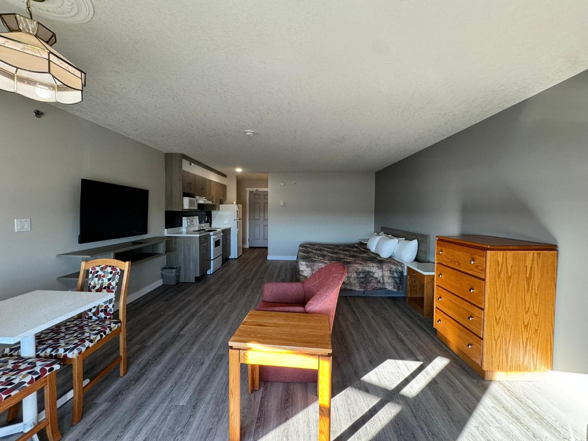 Western Budget Inns&Suites Leduc Extérieur photo